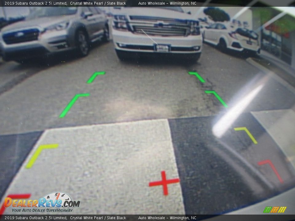 2019 Subaru Outback 2.5i Limited Crystal White Pearl / Slate Black Photo #18