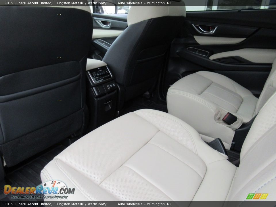 2019 Subaru Ascent Limited Tungsten Metallic / Warm Ivory Photo #11
