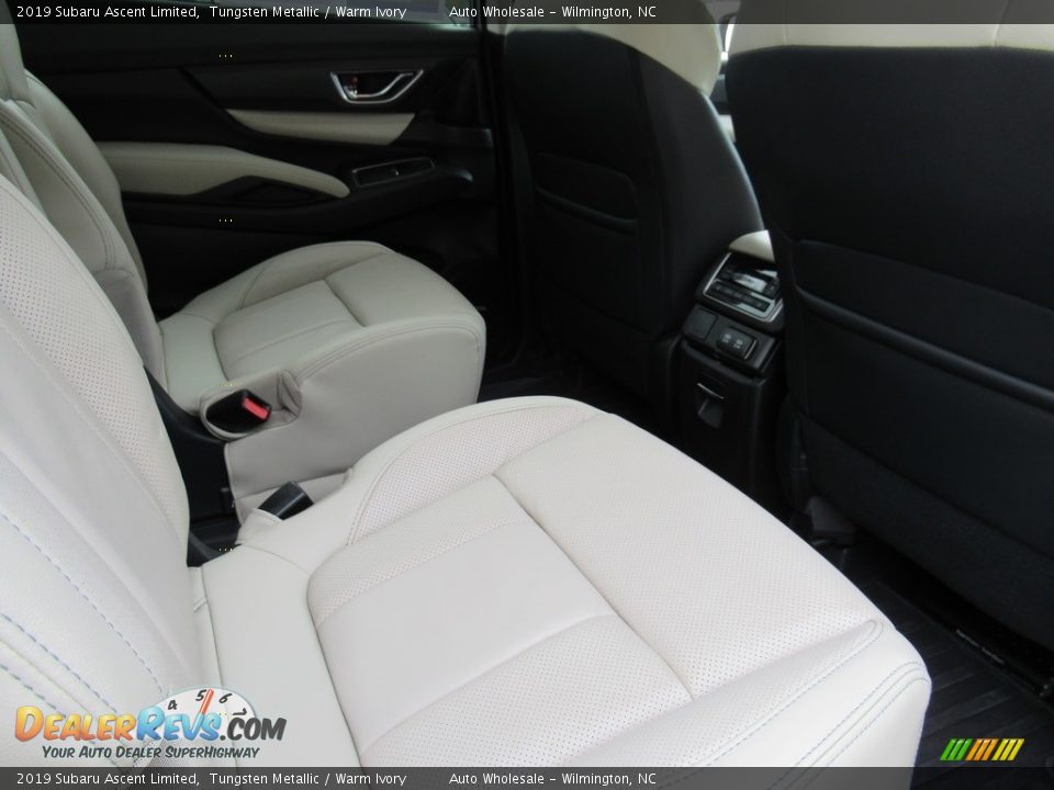 2019 Subaru Ascent Limited Tungsten Metallic / Warm Ivory Photo #13