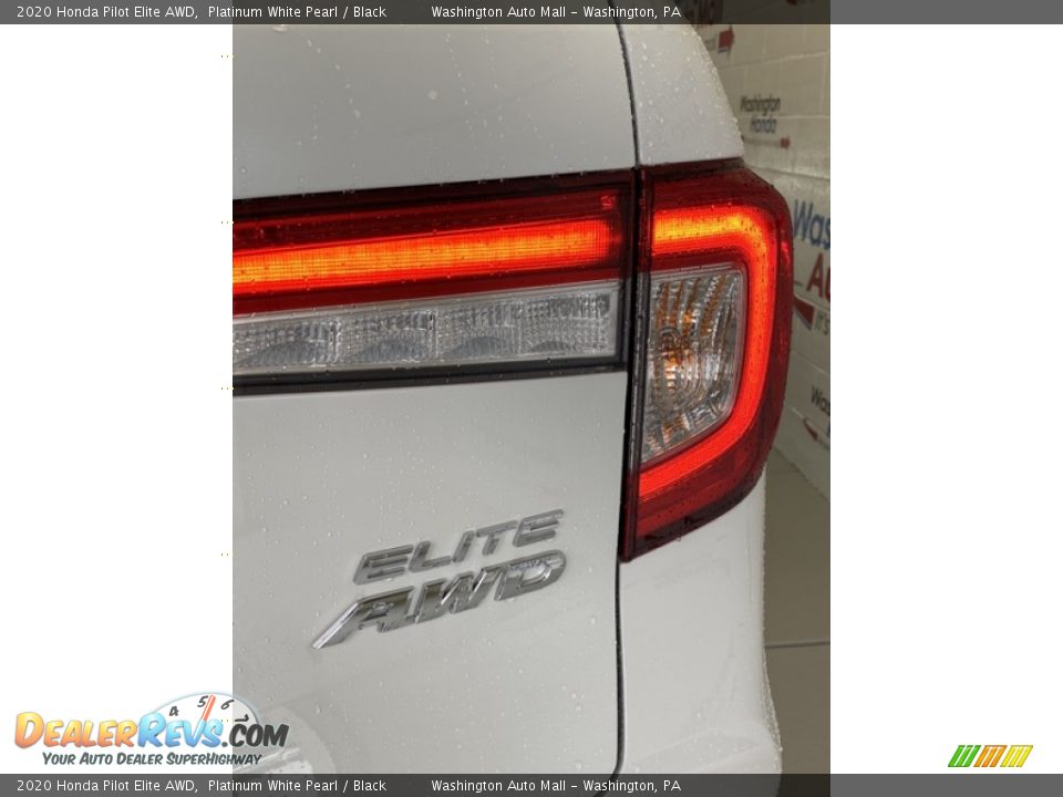 2020 Honda Pilot Elite AWD Platinum White Pearl / Black Photo #25