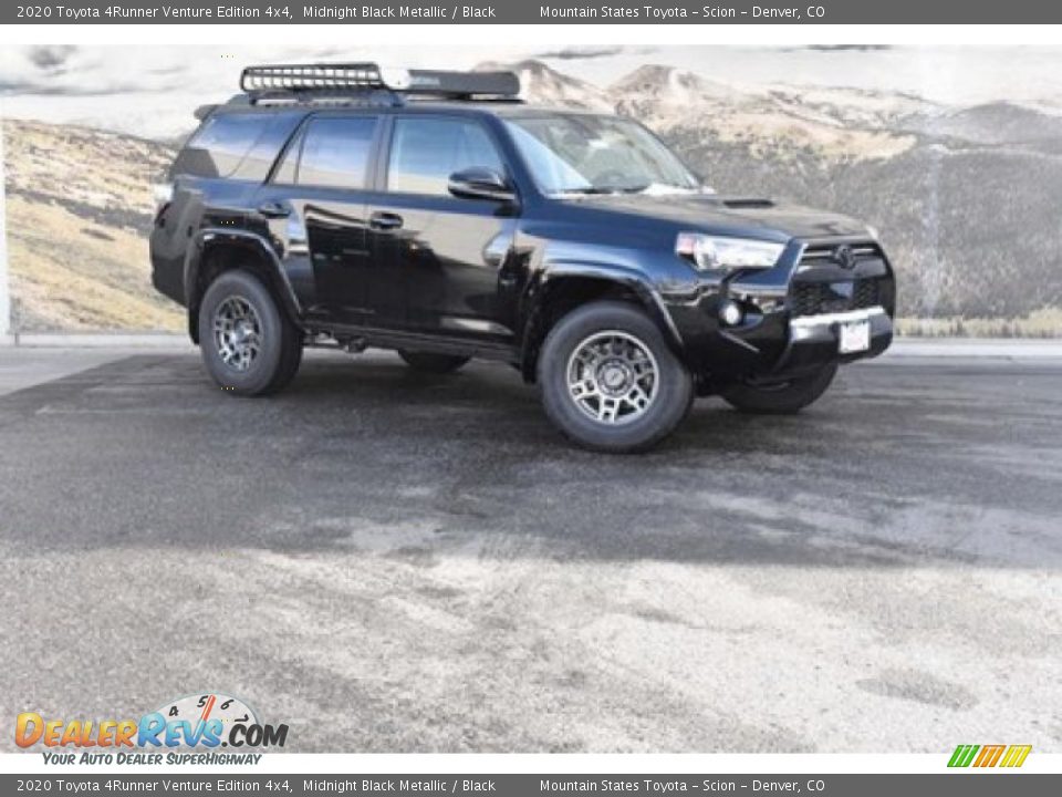Front 3/4 View of 2020 Toyota 4Runner Venture Edition 4x4 Photo #1