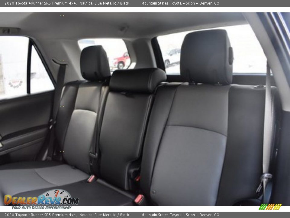 2020 Toyota 4Runner SR5 Premium 4x4 Nautical Blue Metallic / Black Photo #10