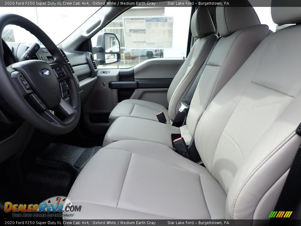 Front Seat of 2020 Ford F250 Super Duty XL Crew Cab 4x4 Photo #10