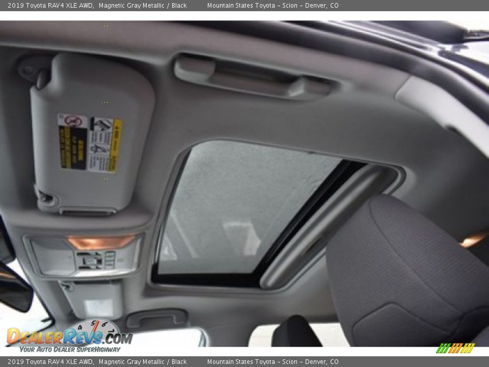2019 Toyota RAV4 XLE AWD Magnetic Gray Metallic / Black Photo #10