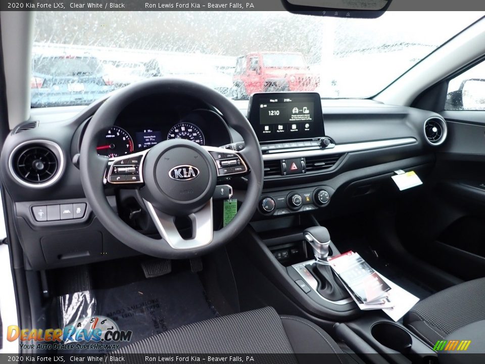 2020 Kia Forte LXS Clear White / Black Photo #14