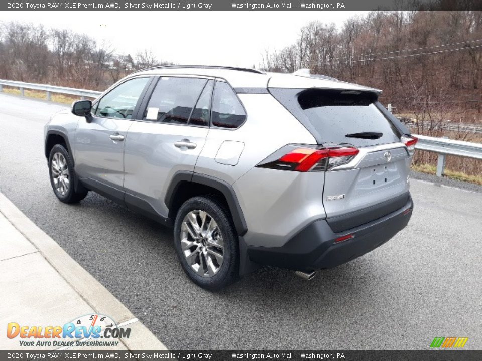 2020 Toyota RAV4 XLE Premium AWD Silver Sky Metallic / Light Gray Photo #2