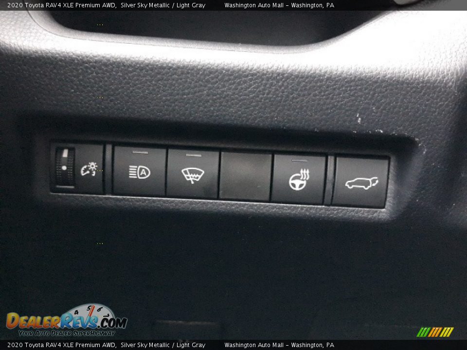2020 Toyota RAV4 XLE Premium AWD Silver Sky Metallic / Light Gray Photo #9