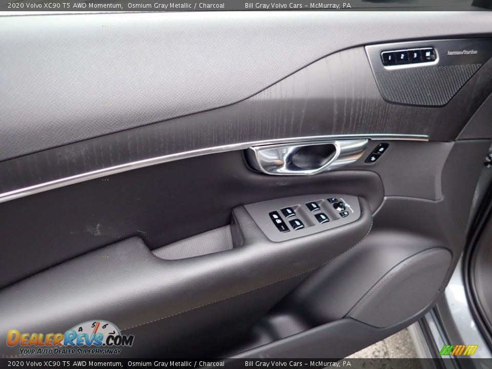 2020 Volvo XC90 T5 AWD Momentum Osmium Gray Metallic / Charcoal Photo #11