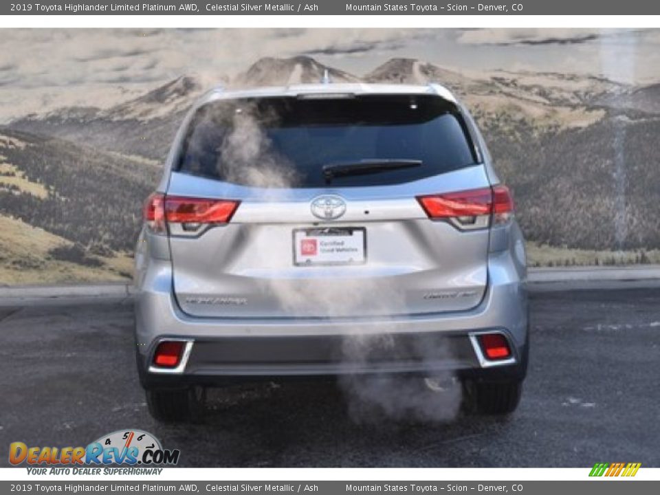 2019 Toyota Highlander Limited Platinum AWD Celestial Silver Metallic / Ash Photo #8