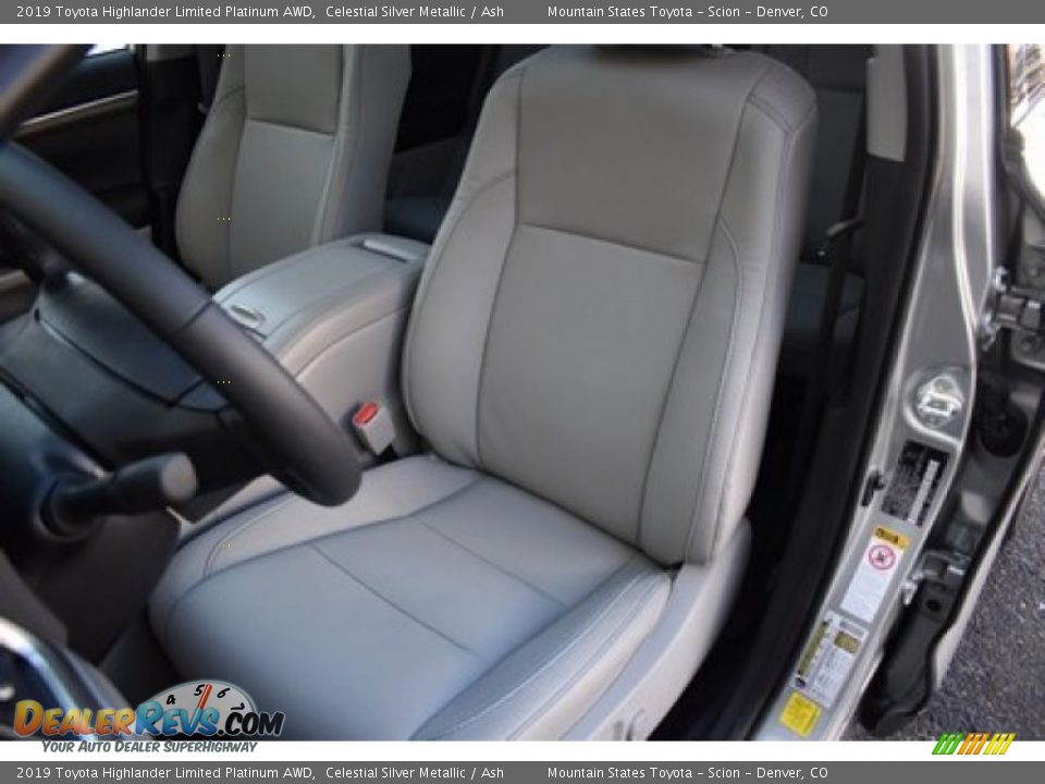 2019 Toyota Highlander Limited Platinum AWD Celestial Silver Metallic / Ash Photo #11