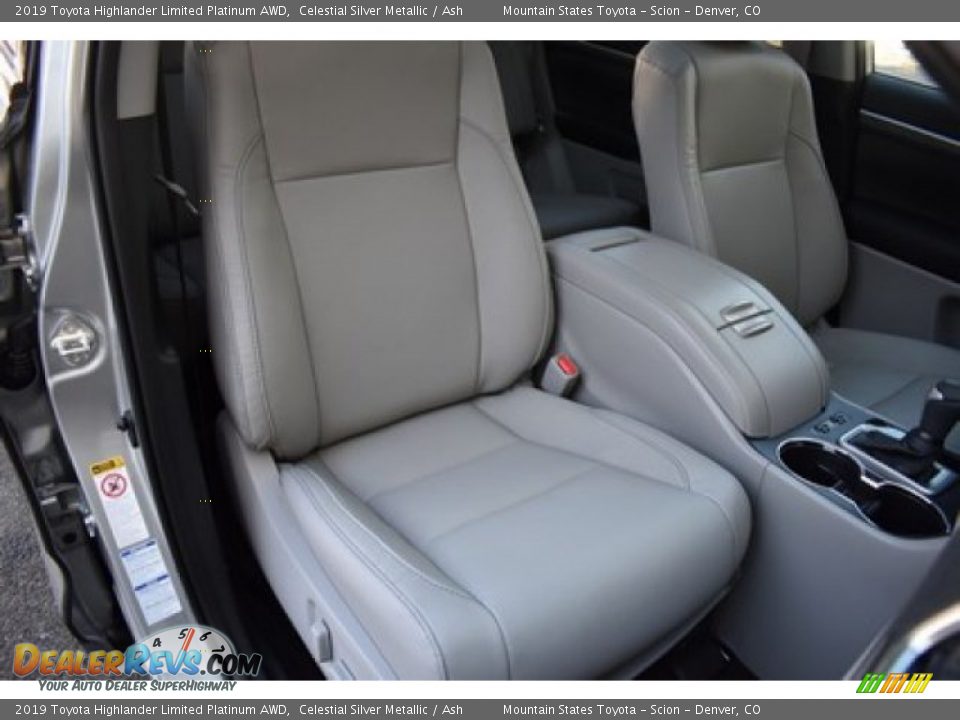 2019 Toyota Highlander Limited Platinum AWD Celestial Silver Metallic / Ash Photo #17