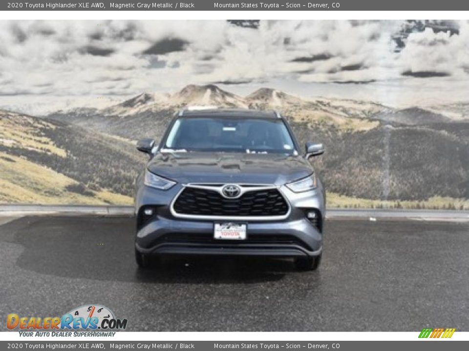 2020 Toyota Highlander XLE AWD Magnetic Gray Metallic / Black Photo #2