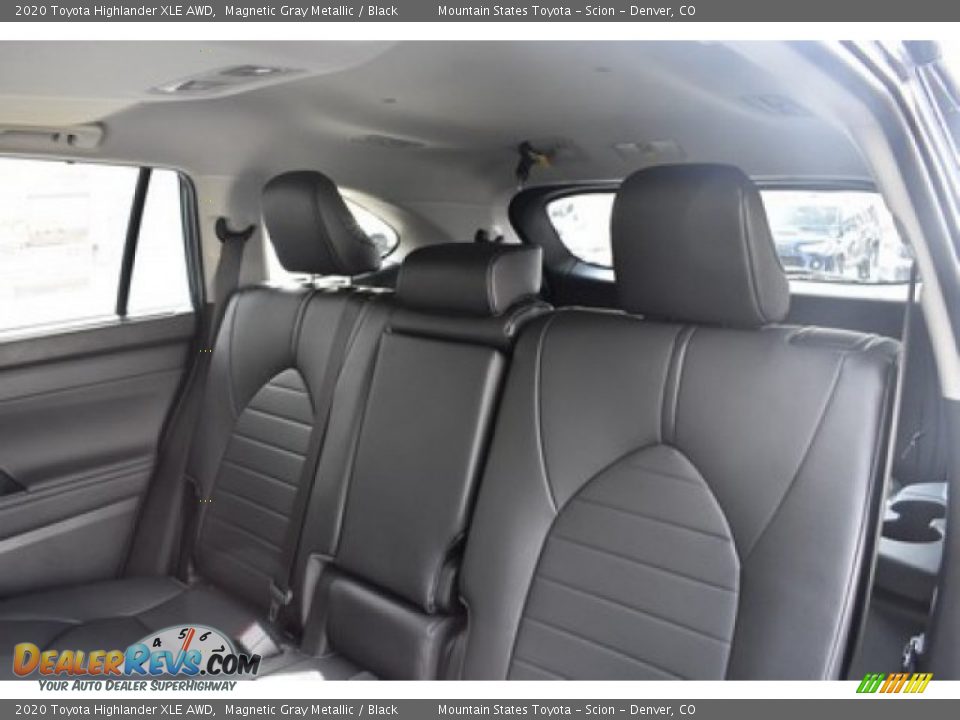 2020 Toyota Highlander XLE AWD Magnetic Gray Metallic / Black Photo #10