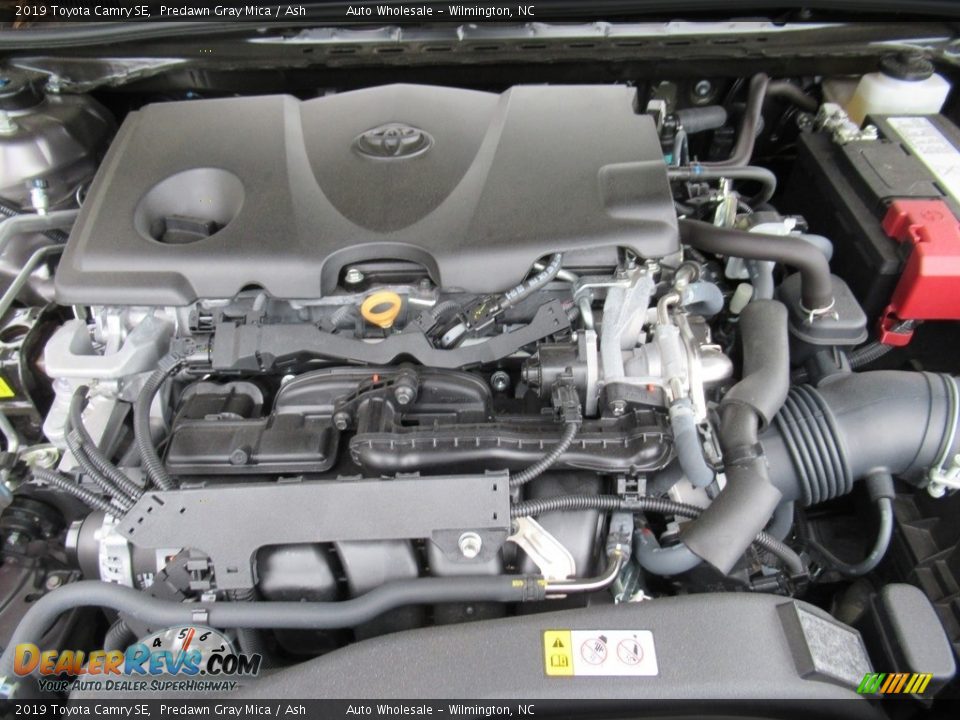 2019 Toyota Camry SE Predawn Gray Mica / Ash Photo #6