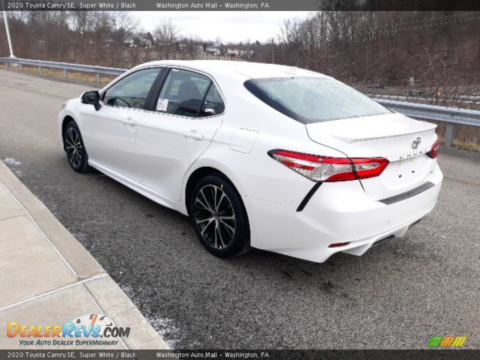 2020 Toyota Camry SE Super White / Black Photo #2