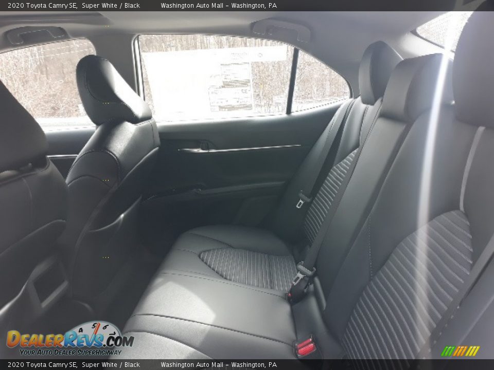 2020 Toyota Camry SE Super White / Black Photo #28