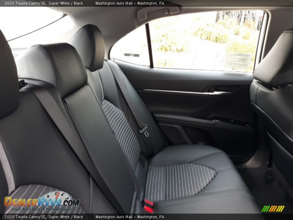 2020 Toyota Camry SE Super White / Black Photo #33