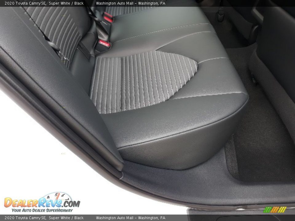 2020 Toyota Camry SE Super White / Black Photo #35