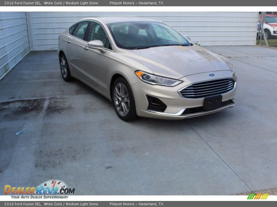 2019 Ford Fusion SEL White Gold / Medium Light Stone Photo #2