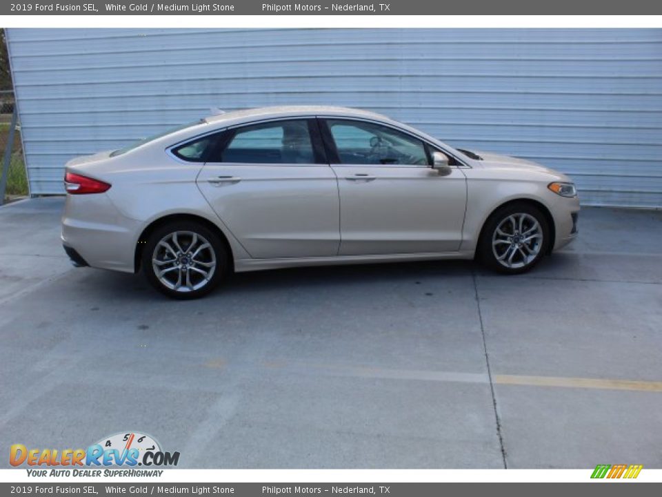2019 Ford Fusion SEL White Gold / Medium Light Stone Photo #10