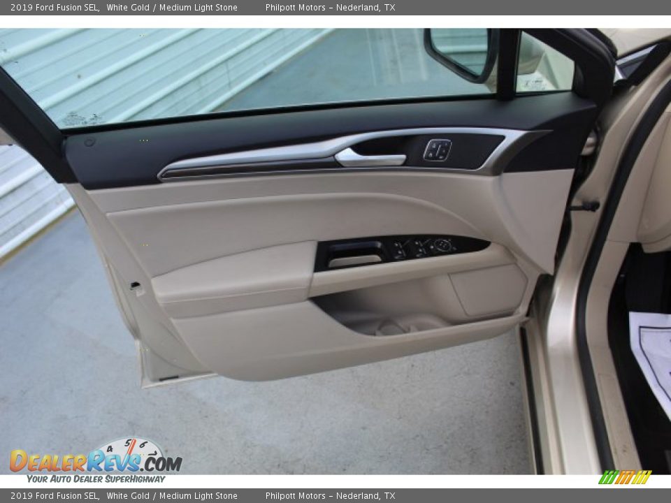 2019 Ford Fusion SEL White Gold / Medium Light Stone Photo #11
