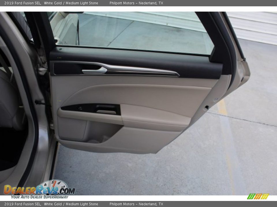 2019 Ford Fusion SEL White Gold / Medium Light Stone Photo #26
