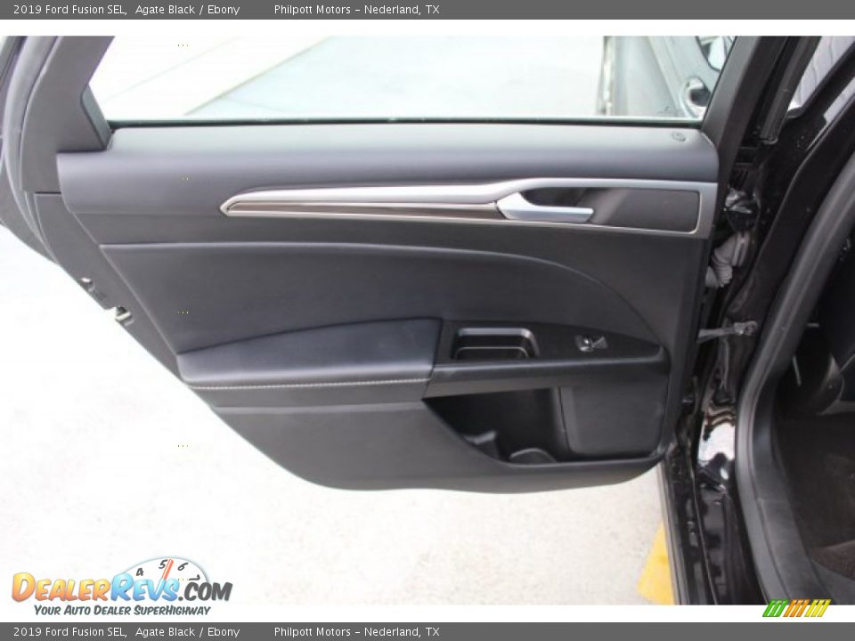 2019 Ford Fusion SEL Agate Black / Ebony Photo #17