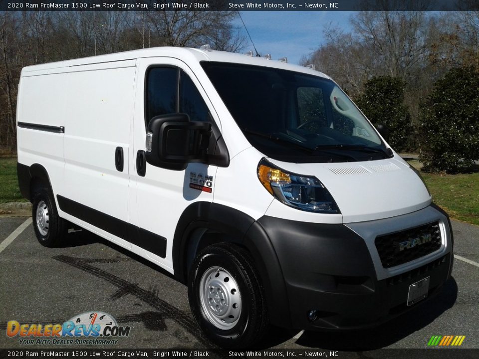 2020 Ram ProMaster 1500 Low Roof Cargo Van Bright White / Black Photo #4