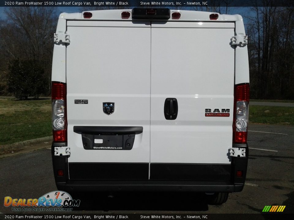 2020 Ram ProMaster 1500 Low Roof Cargo Van Bright White / Black Photo #7