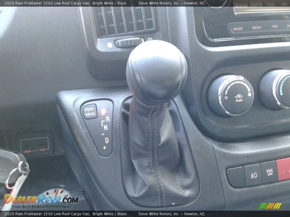 2020 Ram ProMaster 1500 Low Roof Cargo Van Bright White / Black Photo #20