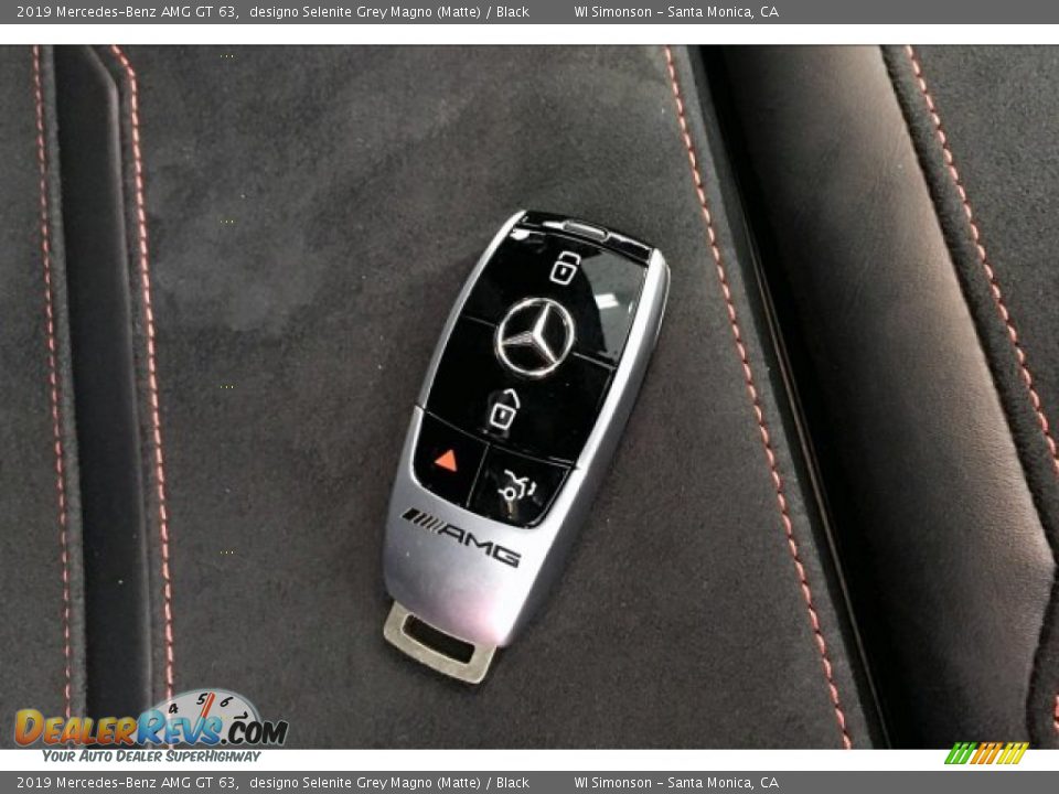 Keys of 2019 Mercedes-Benz AMG GT 63 Photo #11