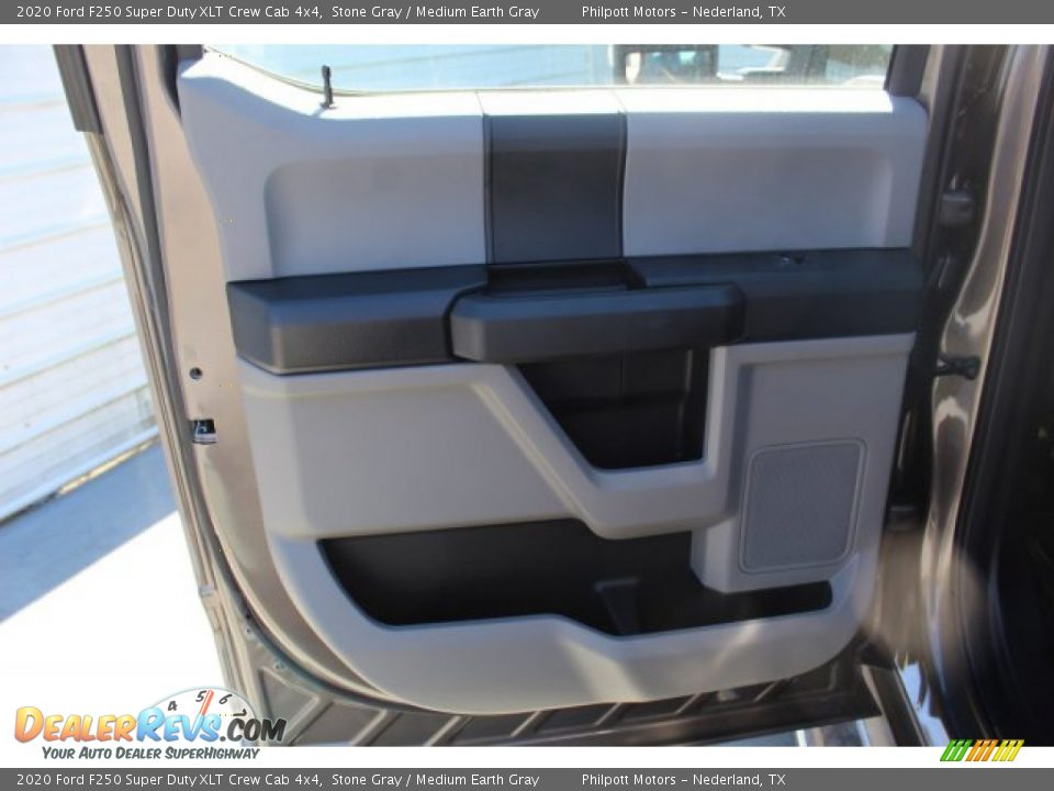 2020 Ford F250 Super Duty XLT Crew Cab 4x4 Stone Gray / Medium Earth Gray Photo #18