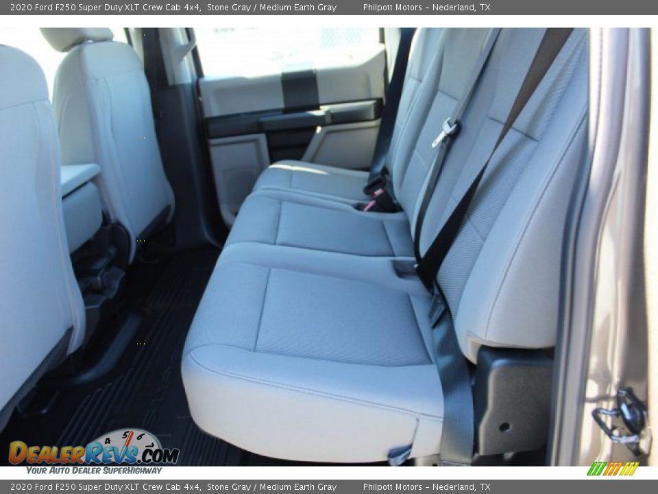 2020 Ford F250 Super Duty XLT Crew Cab 4x4 Stone Gray / Medium Earth Gray Photo #19