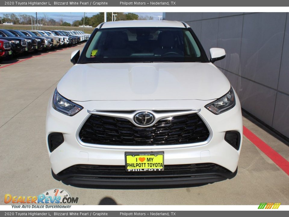 2020 Toyota Highlander L Blizzard White Pearl / Graphite Photo #3
