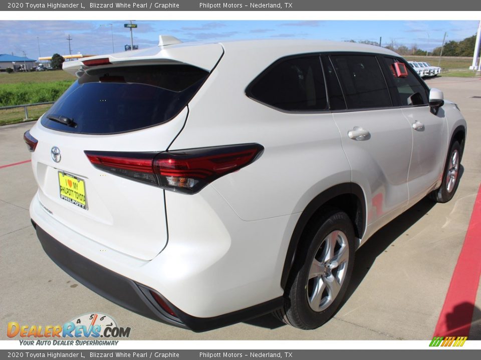 2020 Toyota Highlander L Blizzard White Pearl / Graphite Photo #8