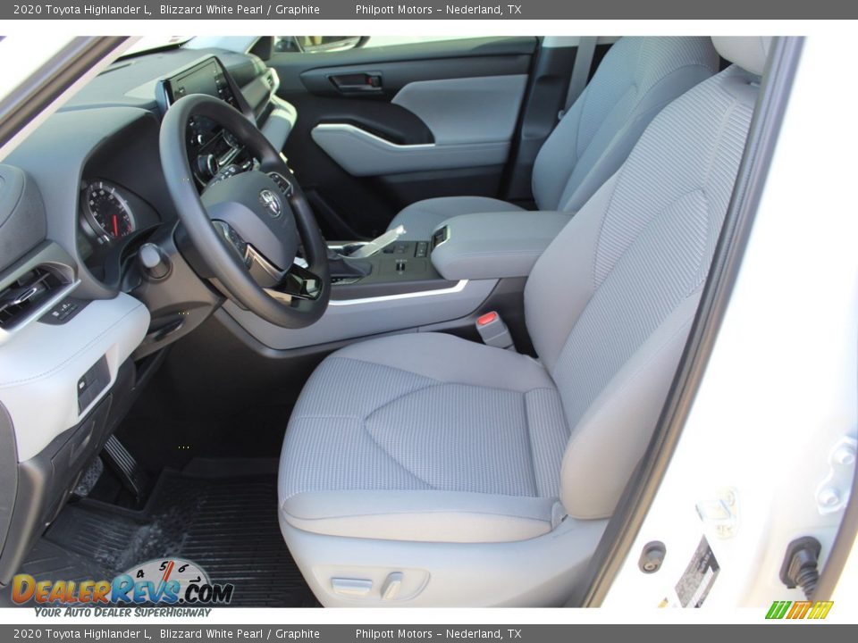 2020 Toyota Highlander L Blizzard White Pearl / Graphite Photo #10