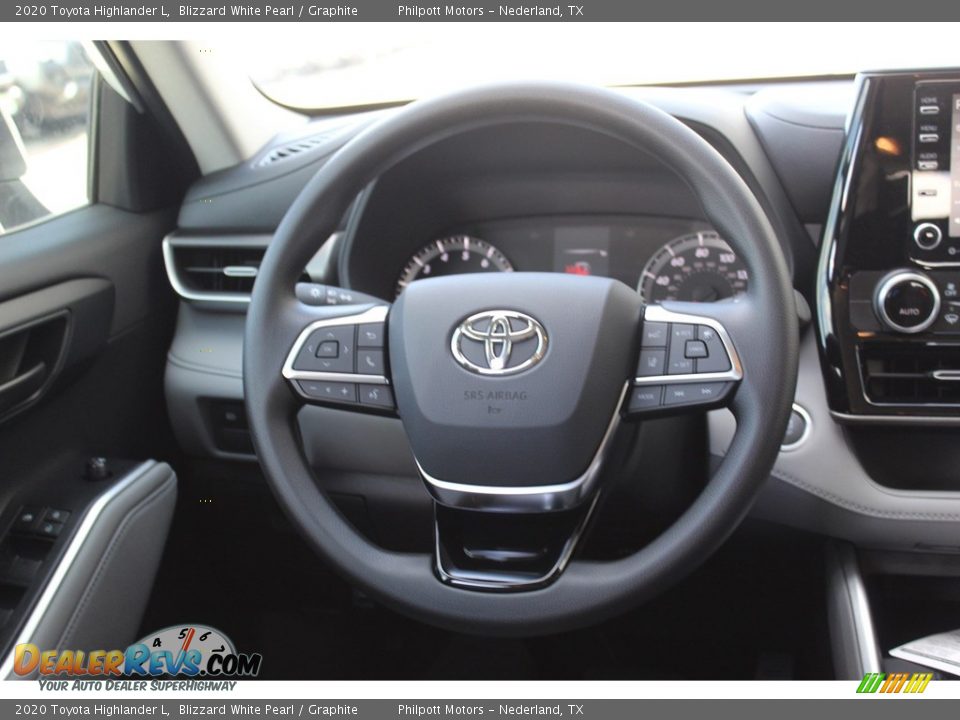 2020 Toyota Highlander L Blizzard White Pearl / Graphite Photo #22
