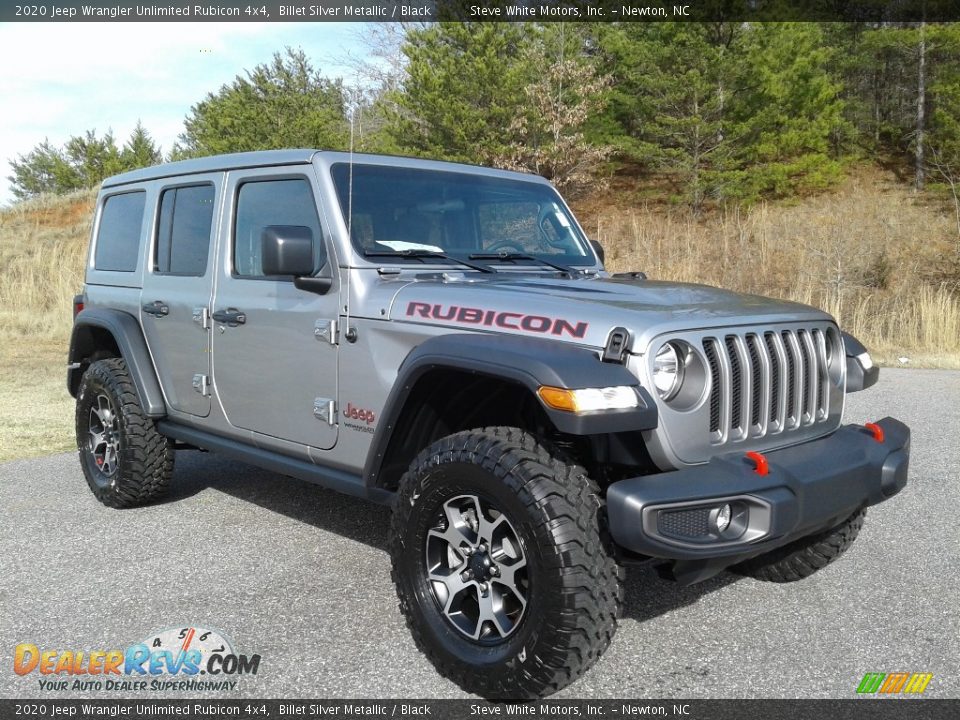 Front 3/4 View of 2020 Jeep Wrangler Unlimited Rubicon 4x4 Photo #5