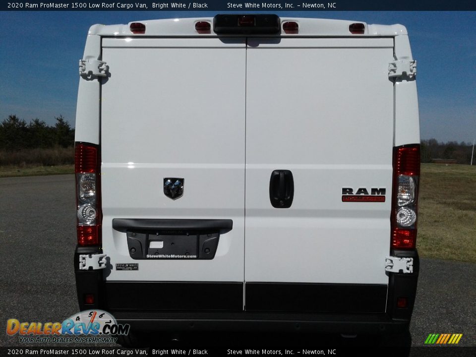 2020 Ram ProMaster 1500 Low Roof Cargo Van Bright White / Black Photo #8