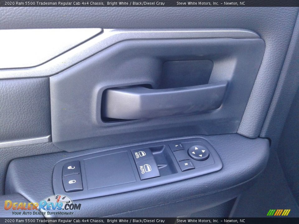 2020 Ram 5500 Tradesman Regular Cab 4x4 Chassis Bright White / Black/Diesel Gray Photo #11