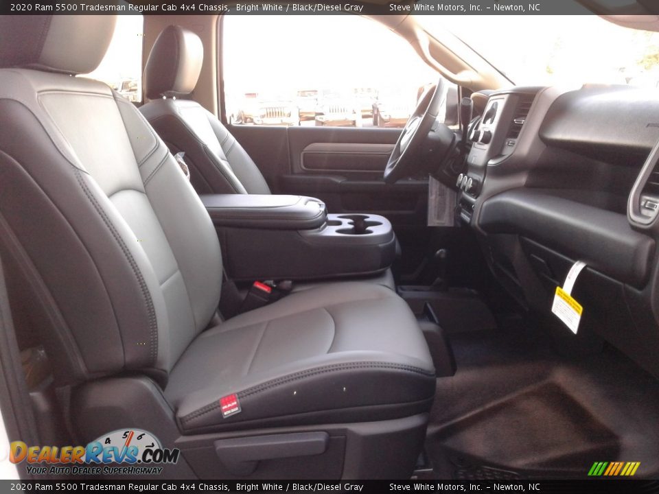 2020 Ram 5500 Tradesman Regular Cab 4x4 Chassis Bright White / Black/Diesel Gray Photo #13
