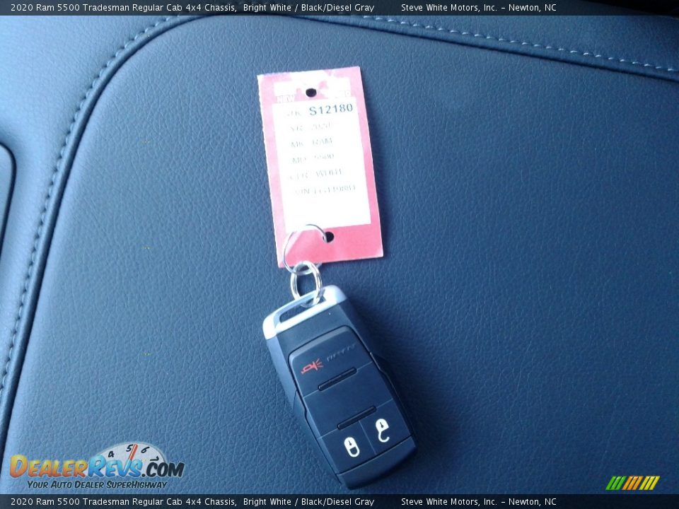 2020 Ram 5500 Tradesman Regular Cab 4x4 Chassis Bright White / Black/Diesel Gray Photo #23