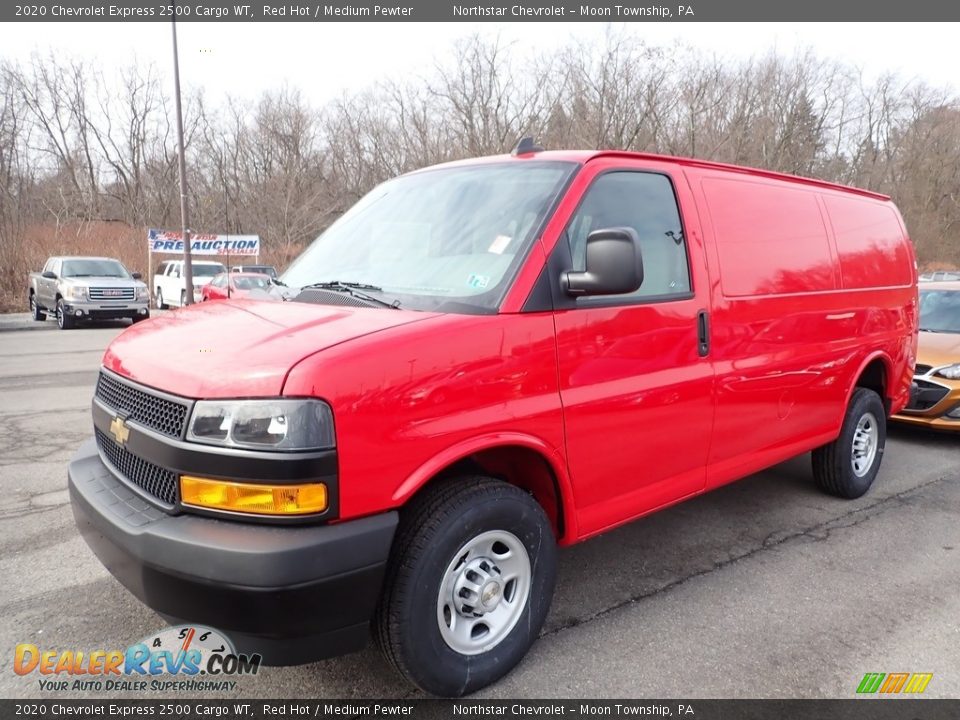Front 3/4 View of 2020 Chevrolet Express 2500 Cargo WT Photo #1