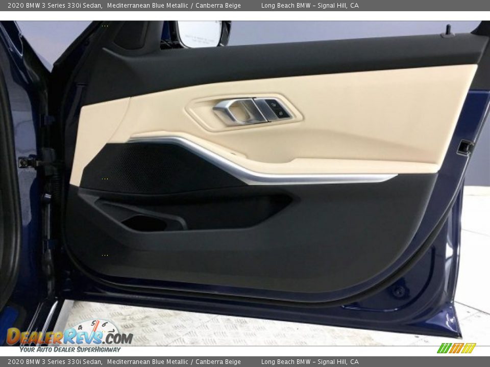 Door Panel of 2020 BMW 3 Series 330i Sedan Photo #26