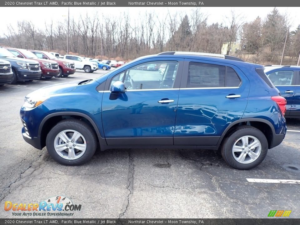 Pacific Blue Metallic 2020 Chevrolet Trax LT AWD Photo #2