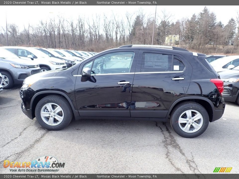 2020 Chevrolet Trax LT Mosaic Black Metallic / Jet Black Photo #2