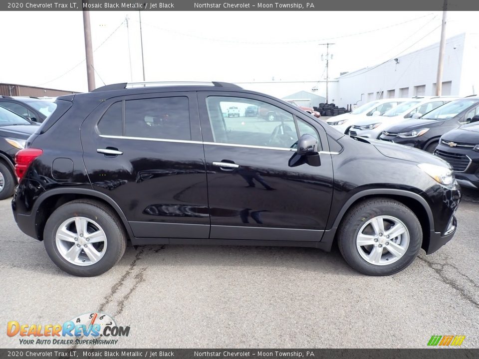 2020 Chevrolet Trax LT Mosaic Black Metallic / Jet Black Photo #6