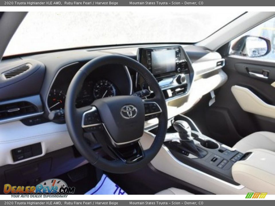2020 Toyota Highlander XLE AWD Ruby Flare Pearl / Harvest Beige Photo #5