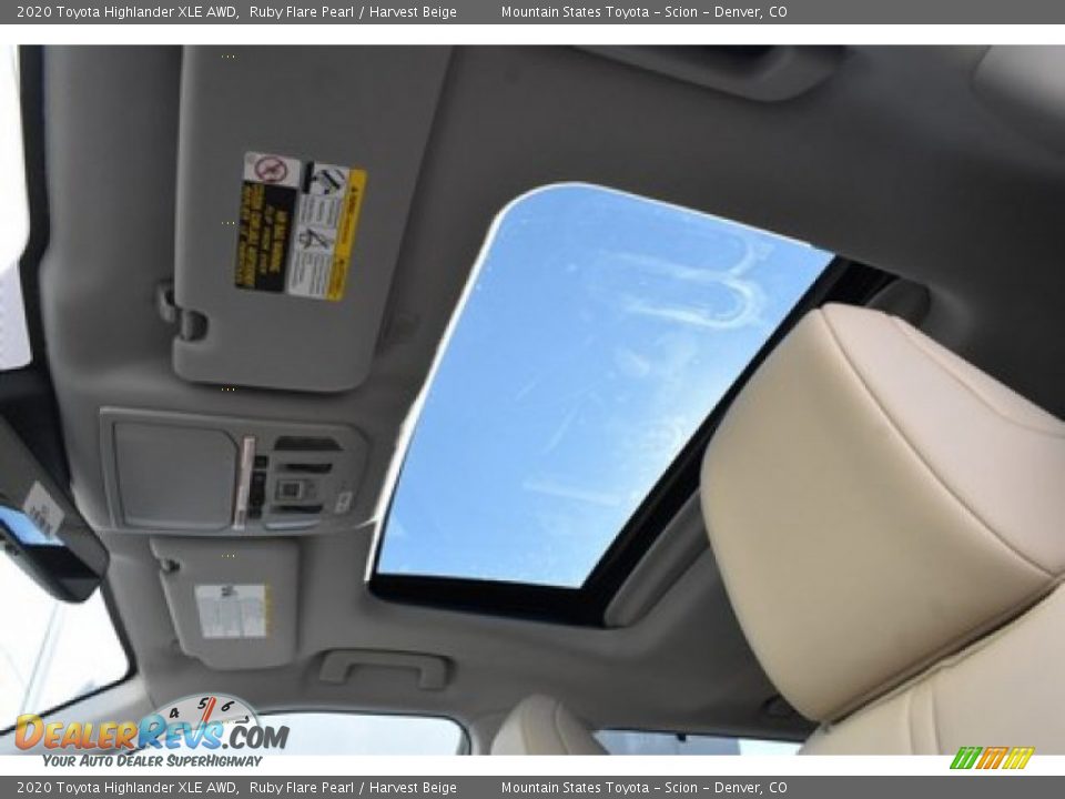 2020 Toyota Highlander XLE AWD Ruby Flare Pearl / Harvest Beige Photo #8