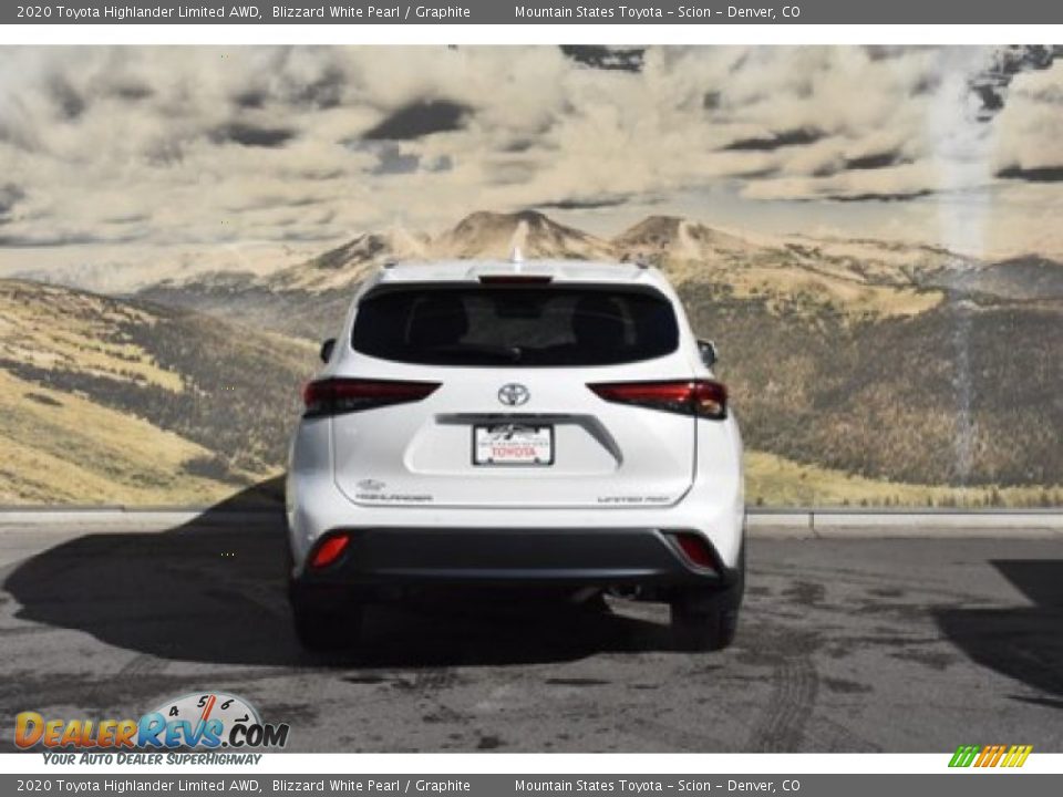 2020 Toyota Highlander Limited AWD Blizzard White Pearl / Graphite Photo #4